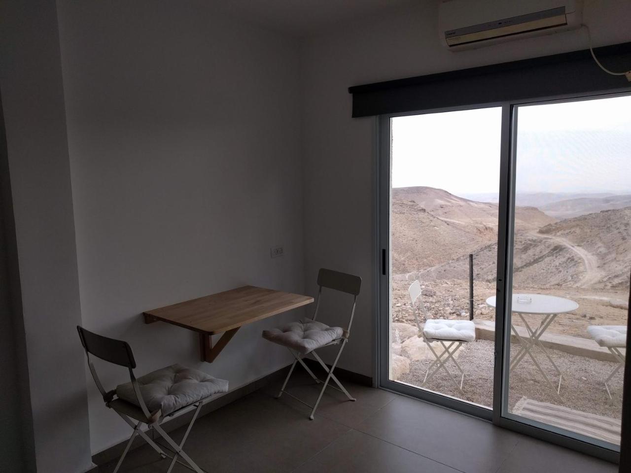 Dead Sea Desert'S Edge 阿拉德 外观 照片