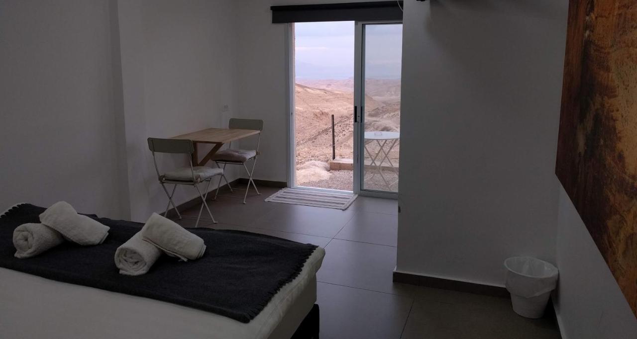 Dead Sea Desert'S Edge 阿拉德 外观 照片