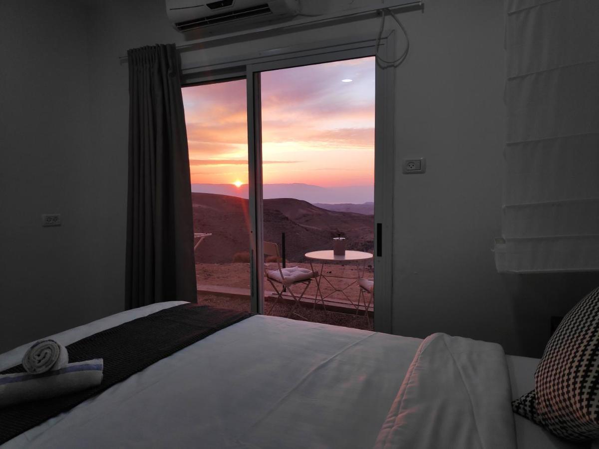 Dead Sea Desert'S Edge 阿拉德 外观 照片